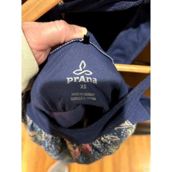 prAna Cantine Blue Anchor Kona Pattern Size XS Built in Bra Wicking Material - Picture 5 of 7